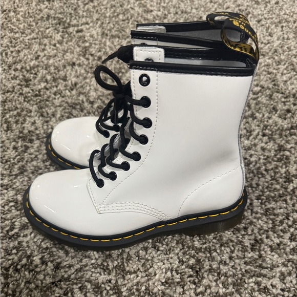 Dr Martens White Patent leather lace up utility moto boots size 7 90’s grunge - Picture 5 of 13